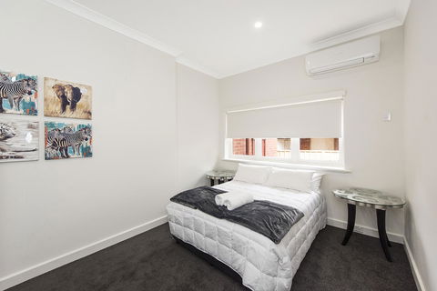 Big House Heated Pool 11 Beds Como / South Perth / Applecross - Tourism Noosa 19