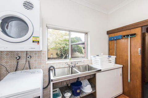 Big House Heated Pool 11 Beds Como / South Perth / Applecross - Tourism Noosa 23