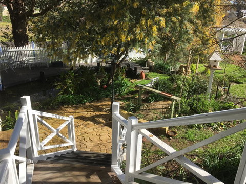 Applegate Lane Chalet - Tourism Noosa 18