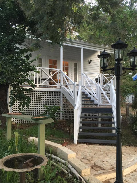 Applegate Lane Chalet - Tourism Noosa 16