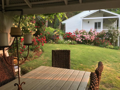 Applegate Lane Chalet - Tourism Noosa 19