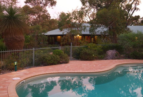53 Martina Drive - Tourism Noosa 4