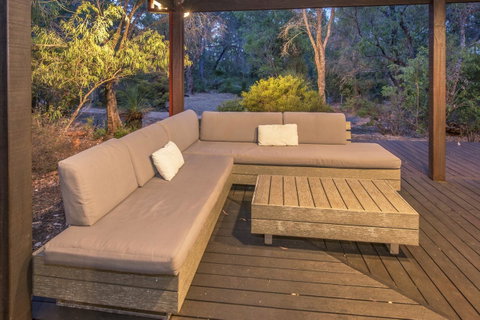 53 Martina Drive - Tourism Noosa 2