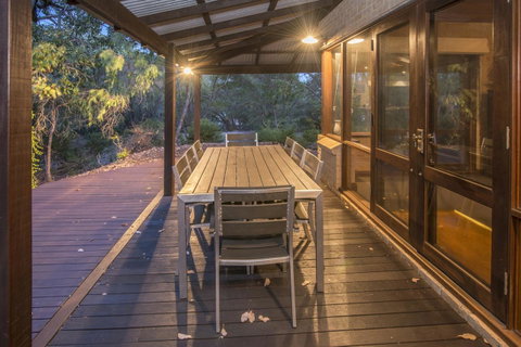 53 Martina Drive - Tourism Noosa 10