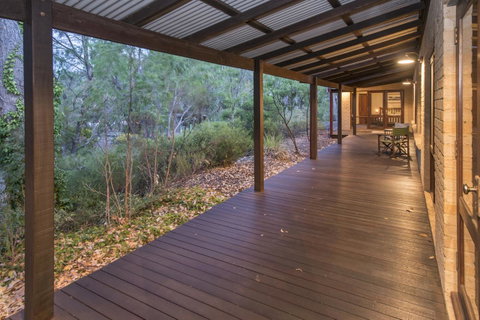 53 Martina Drive - Tourism Noosa 12
