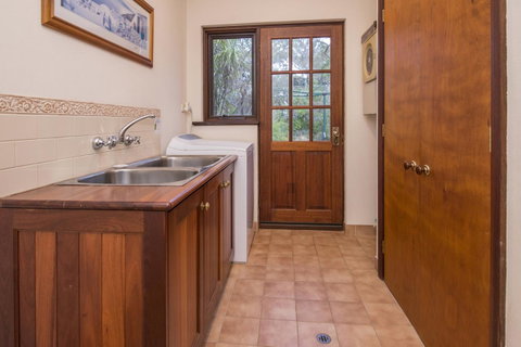 53 Martina Drive - Tourism Noosa 27