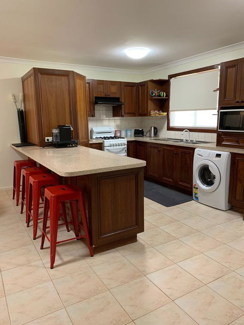 The Cottage That Could - Tourism Noosa 6