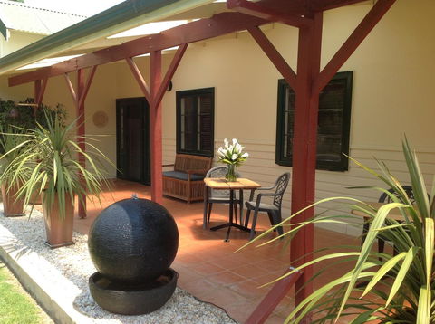 Busselton Guest House - Tourism Noosa 0