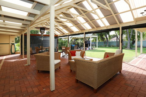 Busselton Guest House - Tourism Noosa 33
