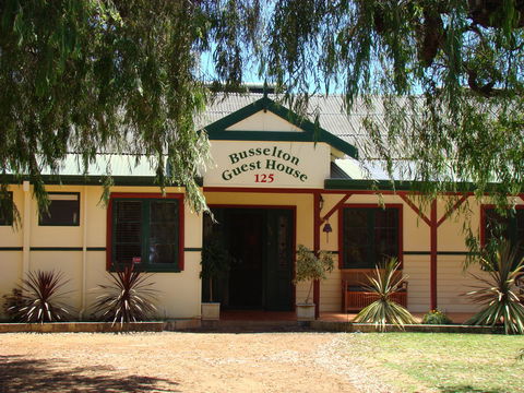 Busselton Guest House - Tourism Noosa 17