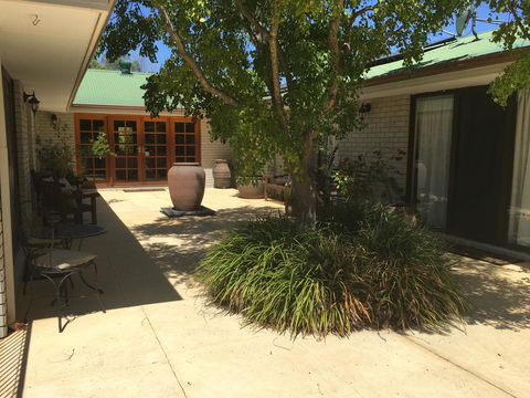 Nivalis Bed And Breakfast - Tourism Noosa 10