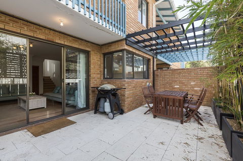 Cottesloe Sea Salt Abode - Executive Escapes - Tourism Noosa 10