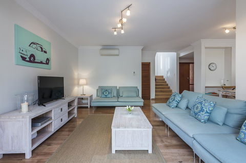 Cottesloe Sea Salt Abode - Executive Escapes - Tourism Noosa 2