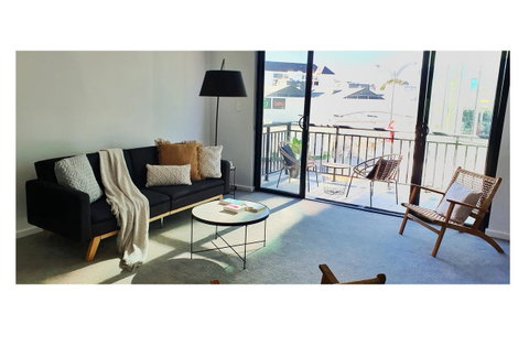Stylish 1BDR Unit In The Heart Of Subiaco - Tourism Noosa 0