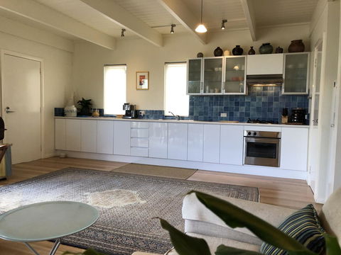 Orion Studio With Ocean Views - Tourism Noosa 4