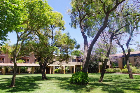 Trinity On Hampden - Tourism Noosa 7