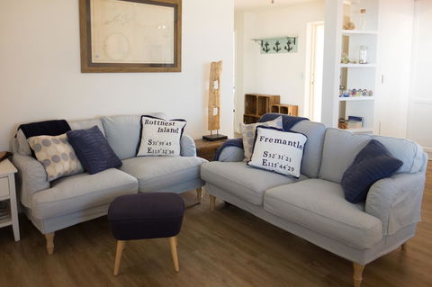 Cottesloe Blue Apartment - Executive Escapes - Tourism Noosa 7