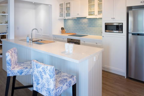 Cottesloe Blue Apartment - Executive Escapes - Tourism Noosa 8