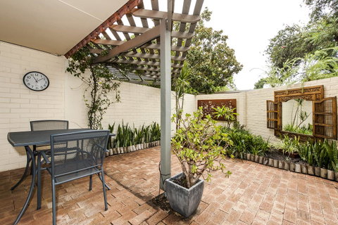 Rosalie 02 - Tourism Noosa 16