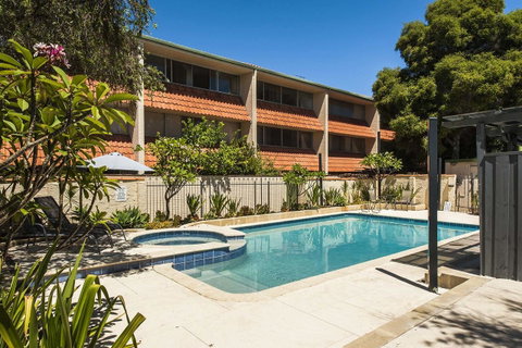 Rosalie 02 - Tourism Noosa 18