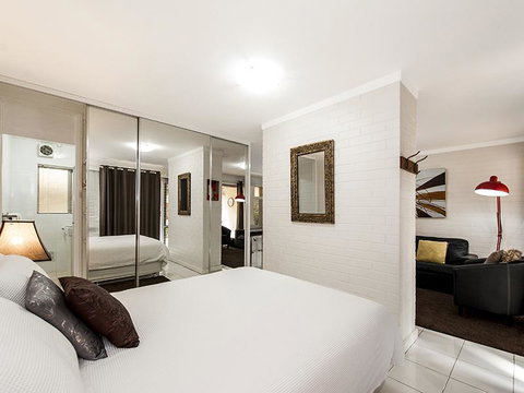 Rosalie 02 - Tourism Noosa 11