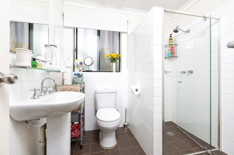 Como Executive Apartment - Tourism Noosa 15