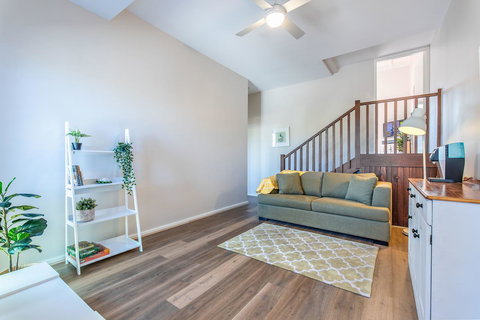 Lotus Perth Retreat - Tourism Noosa 1