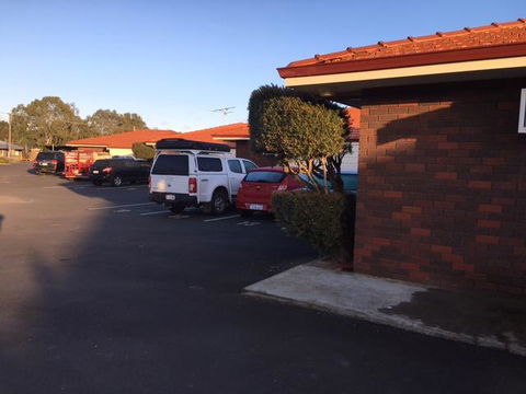 Donnybrook Motel - Tourism Noosa 0