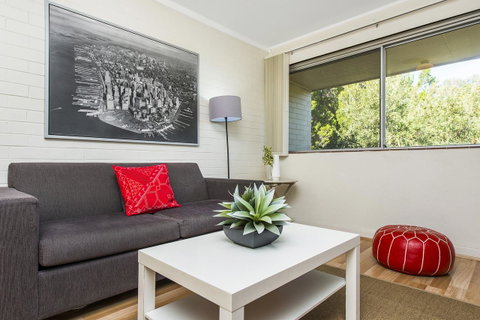 Rosalie 46 - Tourism Noosa 5