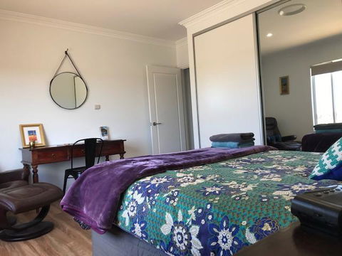 The Mains Guest House 2 Bedroom Farm Stay - Tourism Noosa 5