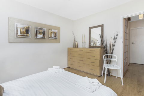 Gorgeous 26 1 Bed Designer Fitout Perfect Location - Tourism Noosa 28