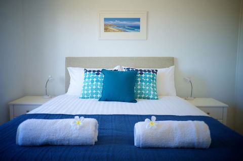 Cottesloe Marine Apartment - Executive Escapes - Tourism Noosa 14
