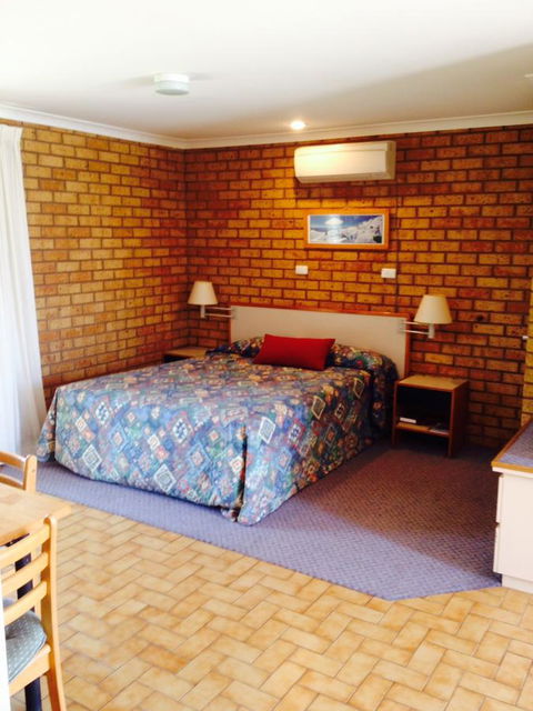 Cervantes Pinnacles Motel - Tourism Noosa 11