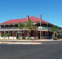 The Palace Hotel - Tourism Noosa