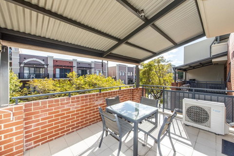 Subiaco Emporium Apartment - Tourism Noosa 1
