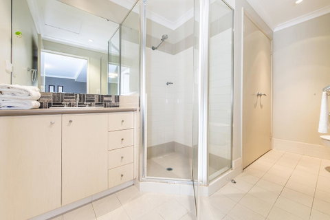 Subiaco Emporium Apartment - Tourism Noosa 12