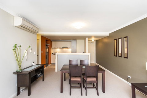 Subiaco Emporium Apartment - Tourism Noosa 17