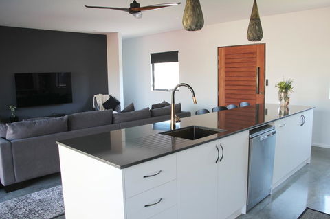 Bayside Luxury Escape Busselton - Tourism Noosa 7
