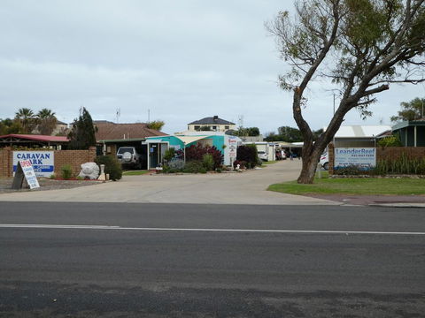 Leander Reef Holiday Park - Tourism Noosa 15