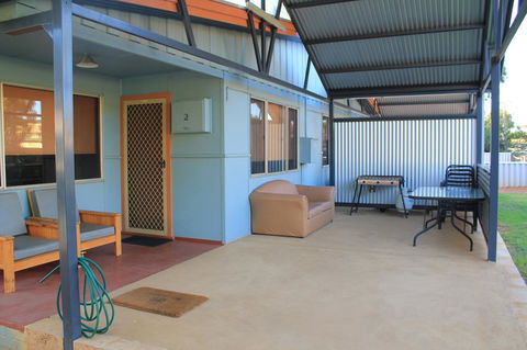 Kestrel Chalets - Tourism Noosa 18