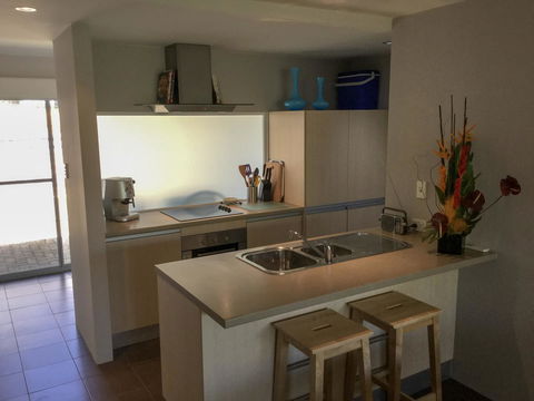 Margaret River Town House - Tourism Noosa 5