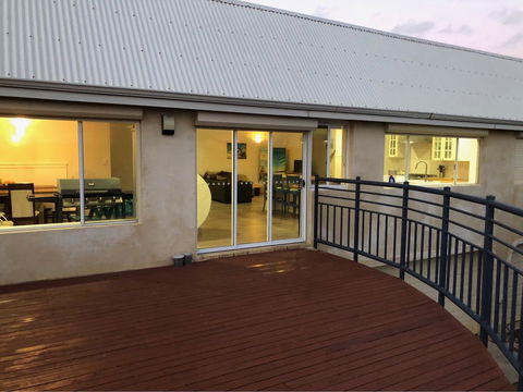 Halls Head Beach House - Tourism Noosa 11