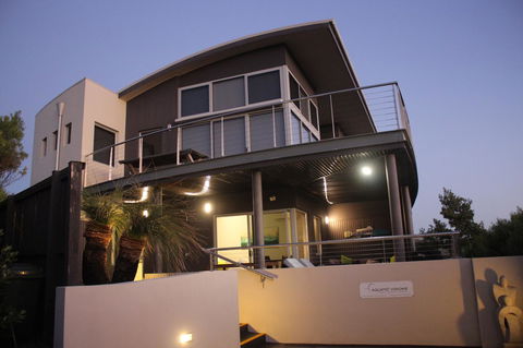 Aquatic Visions - Tourism Noosa 21