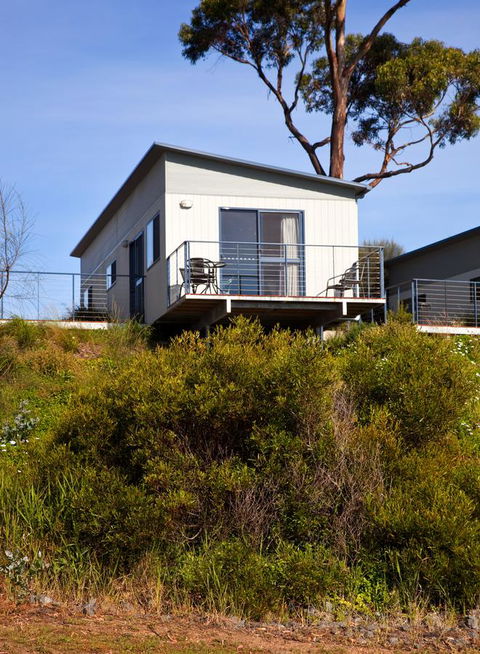 Swansea Beach Chalets - Tourism Noosa 27