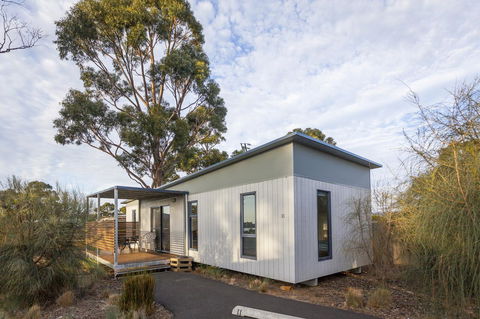 Swansea Beach Chalets - Tourism Noosa 35