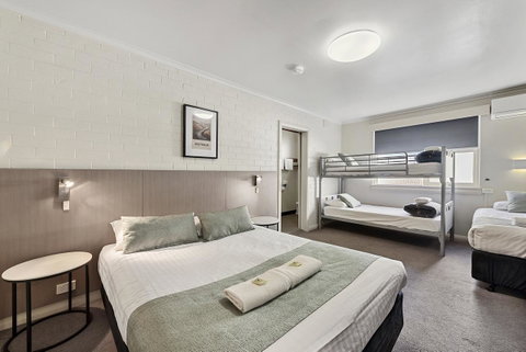 The Cornwall Boutique Hotel - Tourism Noosa 8