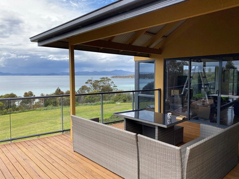 Convict Beach House - Tourism Noosa 6