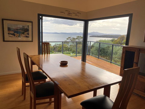 Convict Beach House - Tourism Noosa 1