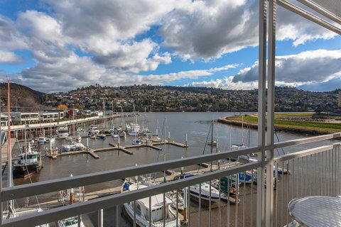 Peppers Seaport Hotel - Tourism Noosa 24