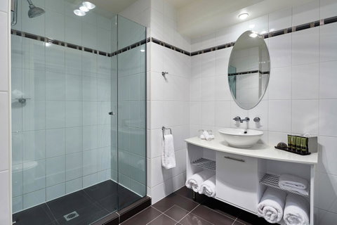 Peppers Seaport Hotel - Tourism Noosa 8